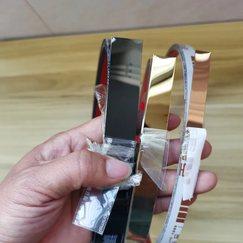 1 рулон самоклеящиеся зеркальные декоративные полосы из нержавеющей стали |