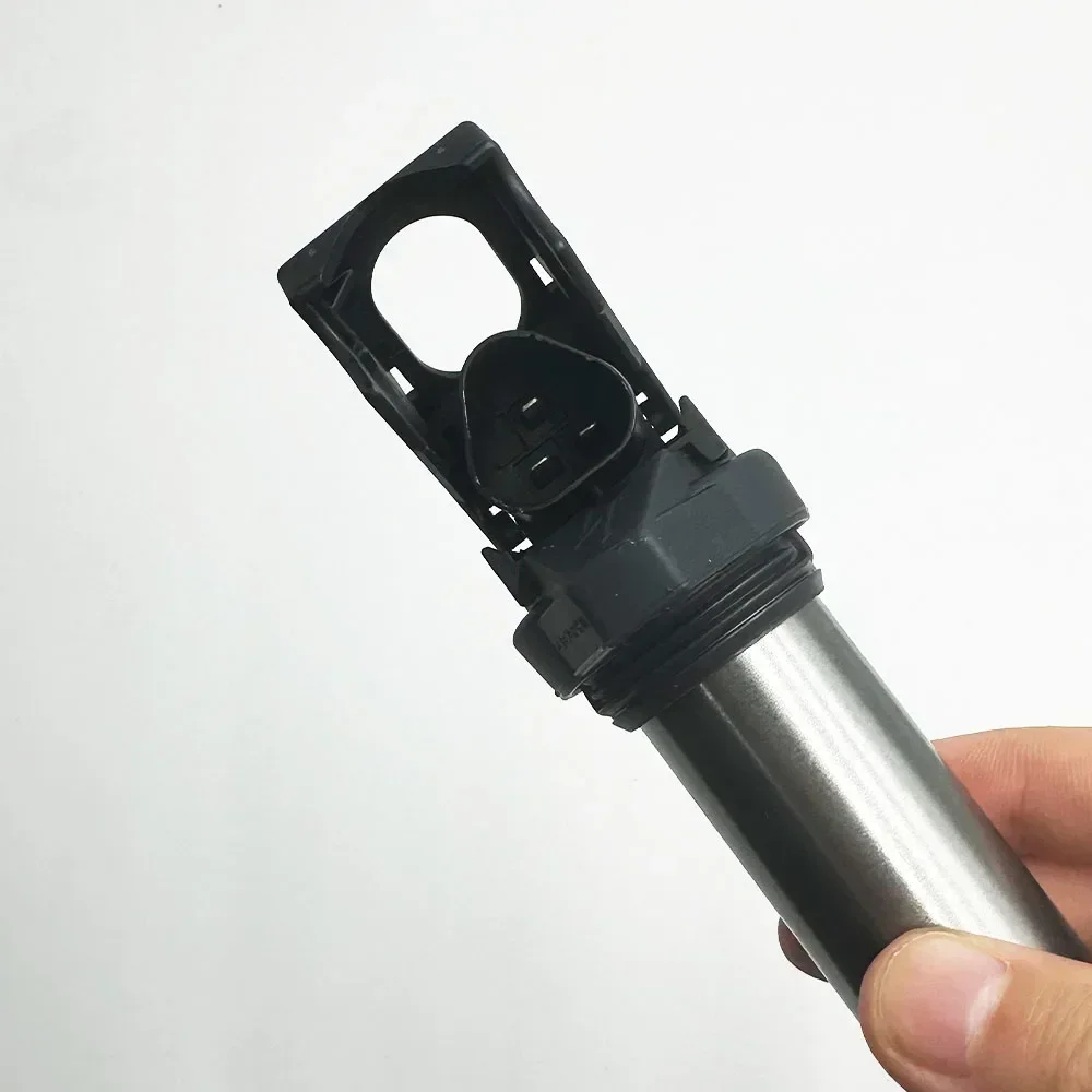 Катушка зажигания 12138616153 12137594596 0221504470 Для BMW E60 E61 F10 F18 F11 E39 F07 520I 523I 525I X3 X5 Z4 Высокое