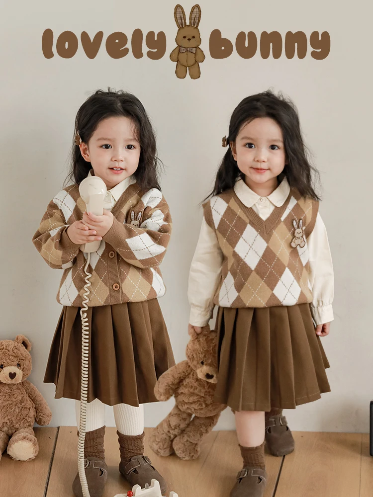 

Набор для девочек в стиле академии, свитер с кроликом, кардиган, пальто, модная игривая фотография