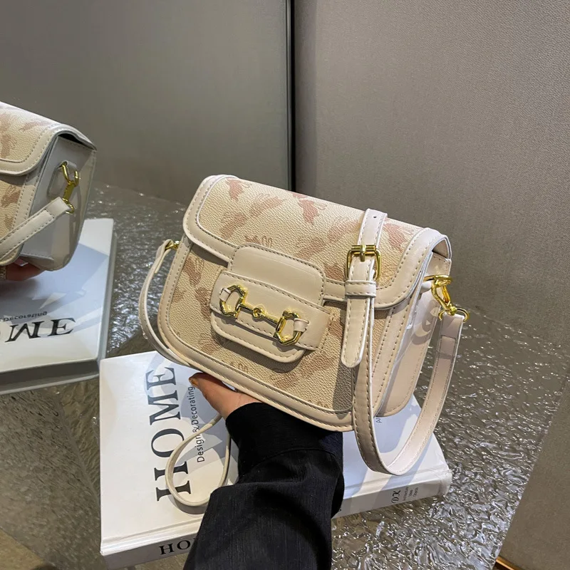 

Маленькая женская сумка, новинка 2023, трендовая женская сумка через плечо на одно плечо, универсальная маленькая квадратная сумка для весны и лета