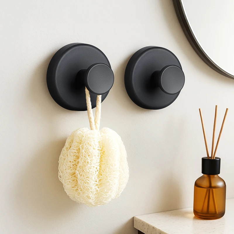 

Крючок на присоске YANKE для ванной