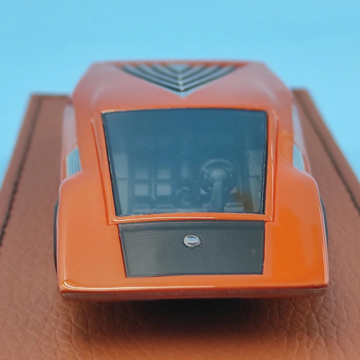 Фото Масштабная модель автомобиля Lancia Zero Concept 1970 года из смолы, масштаб 1:43, бренд ENGUP №2