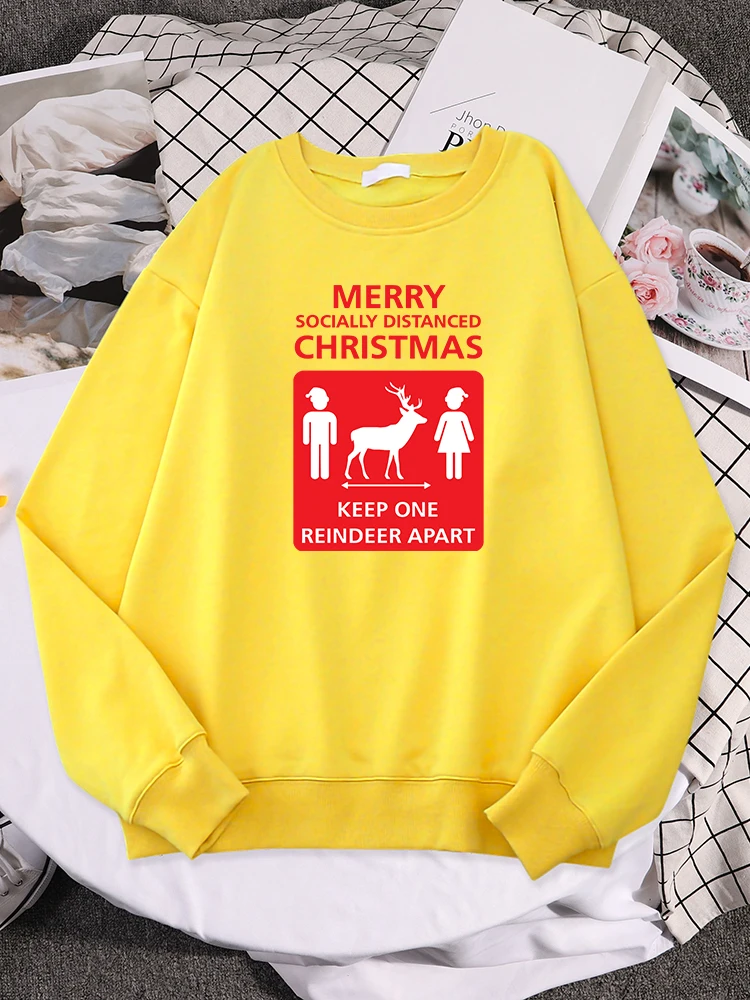 

Merry Socially Distanced Christmas Keep One Erindeer Apartwomne Hoody Xmas Gift Trend Quality Sportswear Kpop Autumn Sweatshirt