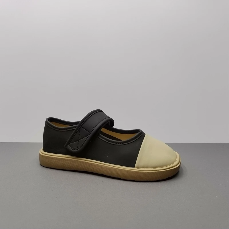 Женские туфли 2024 универсальные черные на плоской подошве Modis новые милые летние и