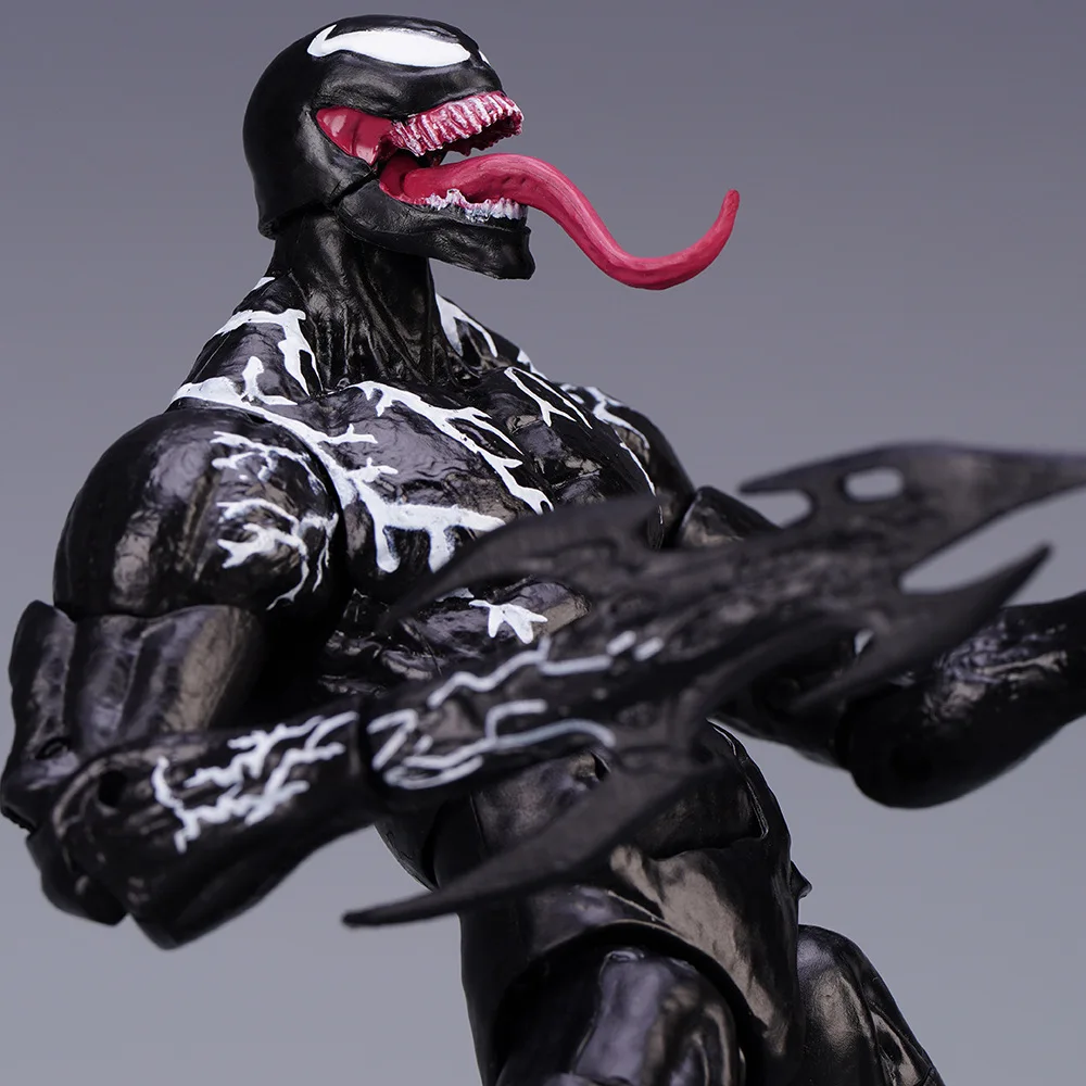 Venom Action Figurine 20cm Pvc Statue Eddie Brock Moveable Figure Room Ornament Collectible Toys Gift