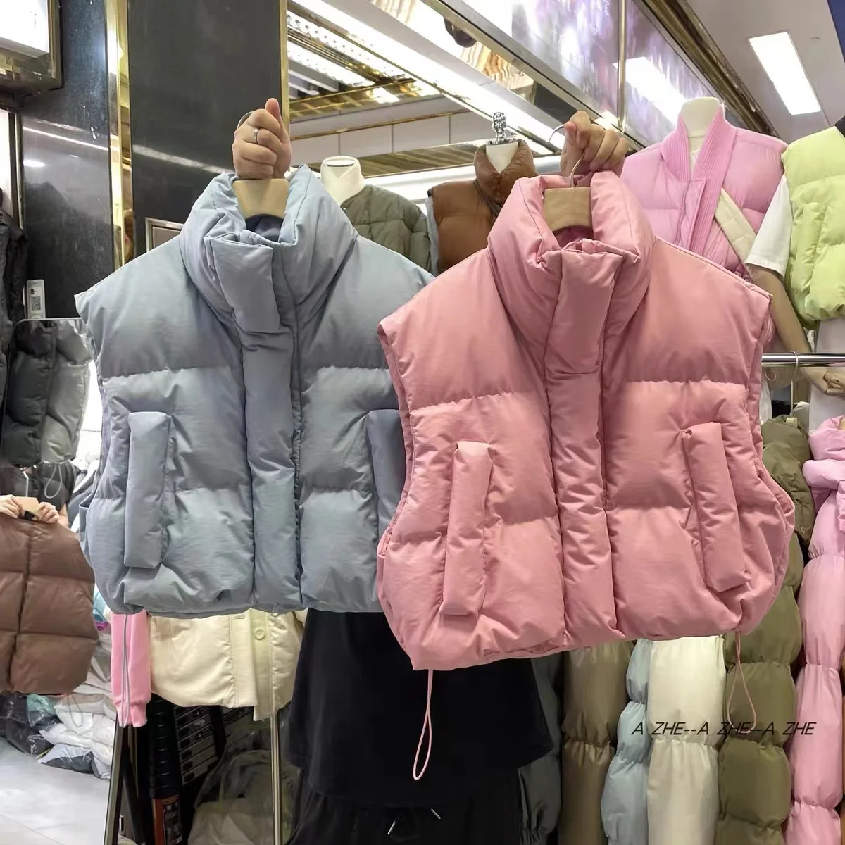 Женская короткая жилетка на молнии из хлопка без рукавов с подкладкой в