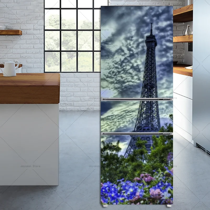 Наклейка на дверь с изображением Эйфелевой башни