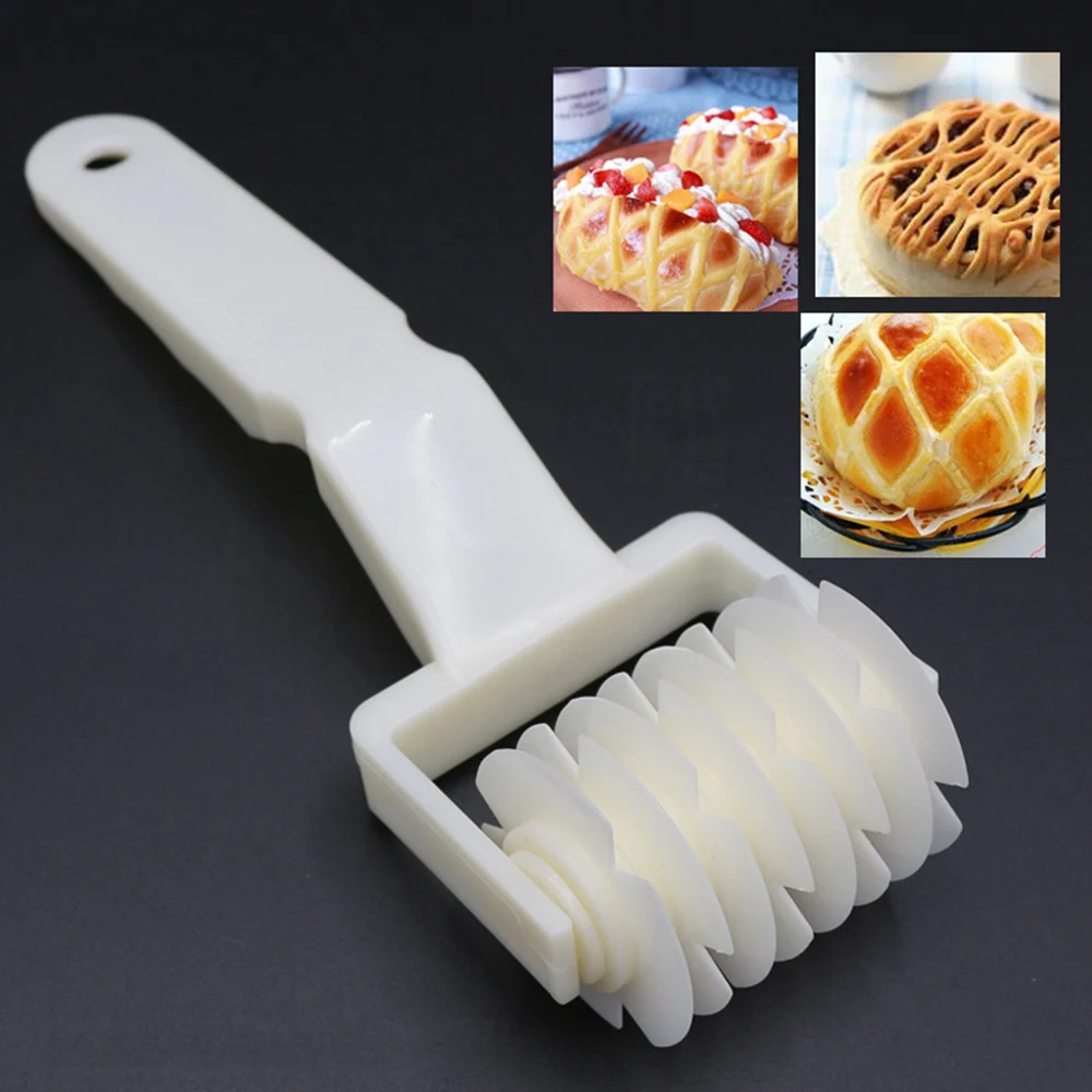 

High Quality Pie Pizza Cookie Cutter Pastry Plastic Baking Tools Bakeware Embossing Dough Roller Lattice Cutter Craft Kitchen