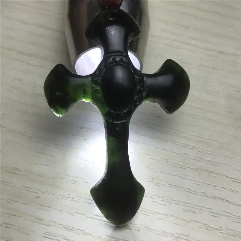 Новая магнитная подвеска из искусственного нефрита с зелеными чернилами