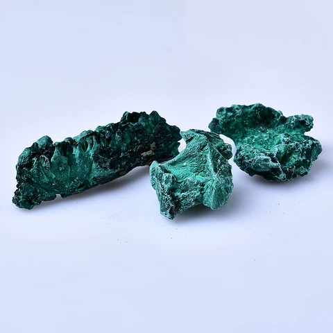 Натуральный малахит для декора