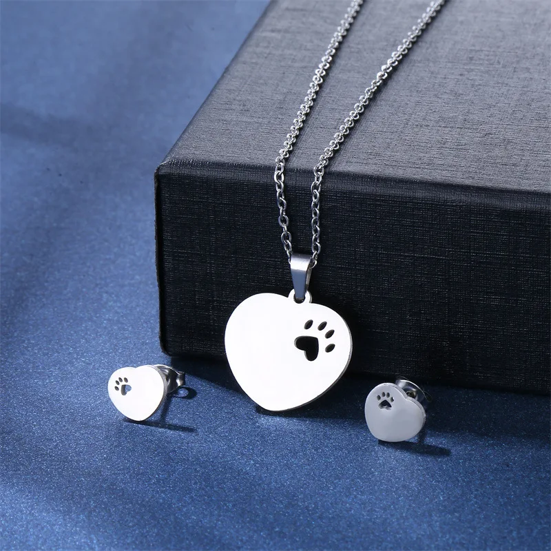 

Stainless Steel Silver Color Heart Pendant Chain Necklace Stud Earring for Women Party Birthday Fashion Jewelry Set Gift