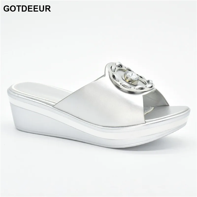 

African Women Sandals Decorated with Rhinestone African Wedding Slippers Shoes for Party Italian Autumn Sexy High Heels Pumps