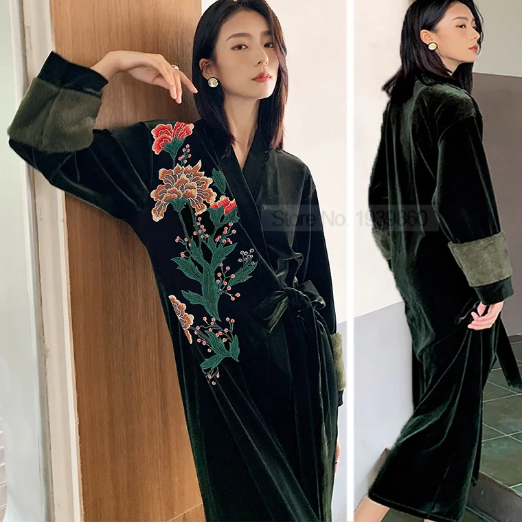 

Embroidery Flower Sleepwear Velvet Nightgown Women Kimono Robe Gown Lapel Oversized Bathrobes Autumn New Loungewear Nightdress