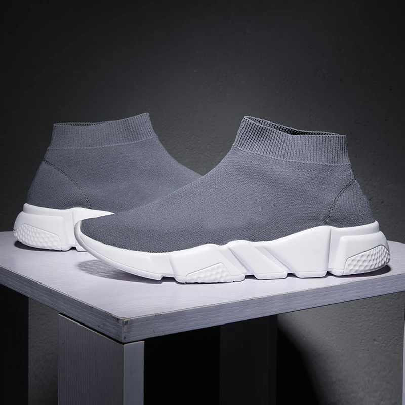 Men's New Unisex Minimal Beach Athletic Footwear Shoes Lightweight Outdoor Leisure Flying Shoes Running Shoes Size 36-46