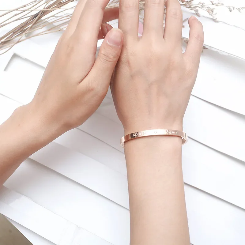 Регулируемый браслет на руку из титановой стали C-образной формы внутренняя