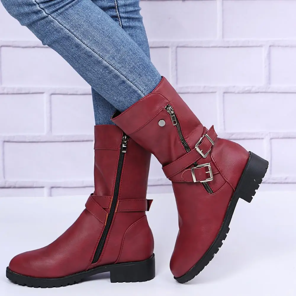 Женские ботинки до середины икры в готическом стиле с пряжкой женские кожаные на
