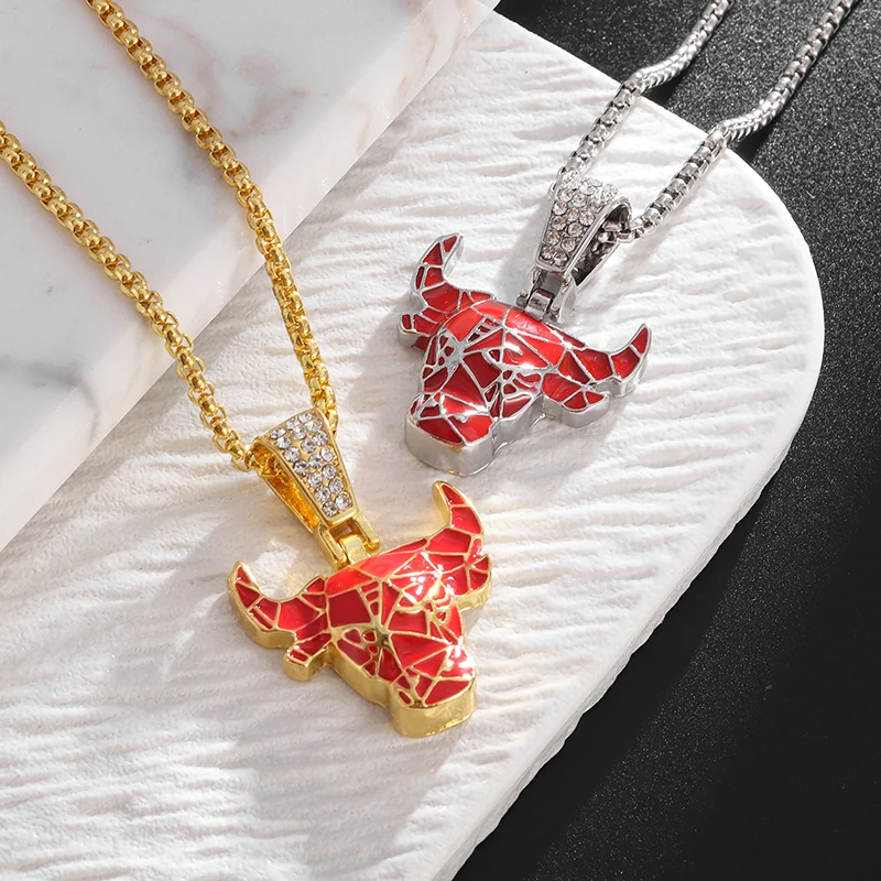 Властное ожерелье из нержавеющей стали с красной головой быка сияющая Подвеска