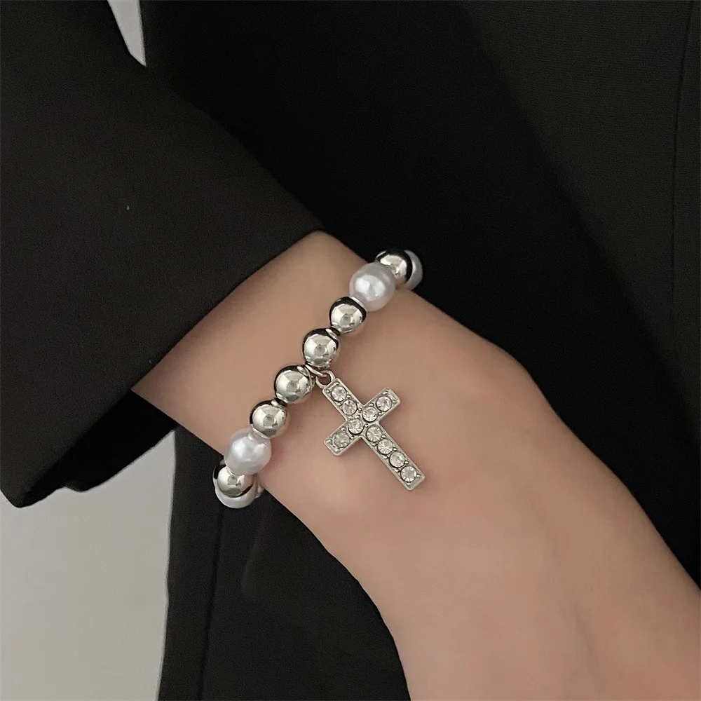 

Fashion Imitation Pearl Bracelet For Women Shiny Rhinestone Cross Pendant Lobster Clasps Chain Bracelet Friendship Jewelry Gifts