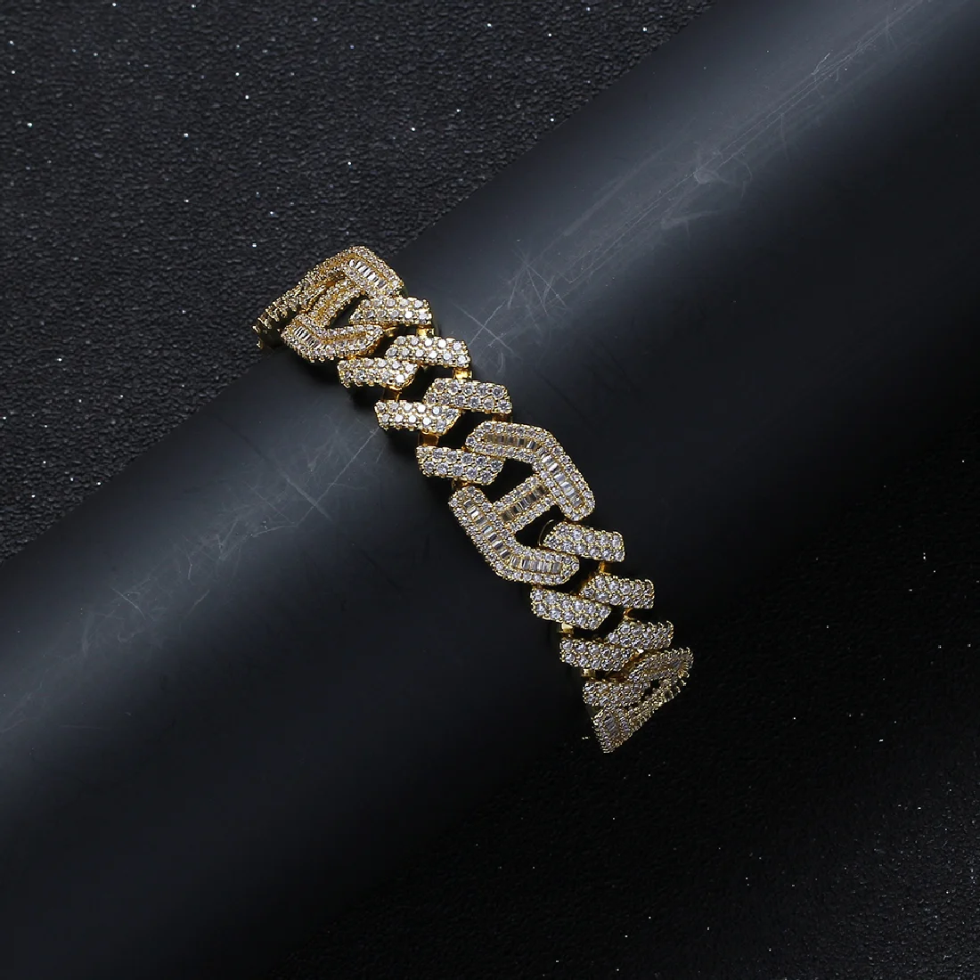 

Hotsales 15mm width 7inch 8inch Brass Hip hop Iced Out Zircon Cuban Chain Bracelet Men's Jewelry CZ Cuban Bracelet BB012