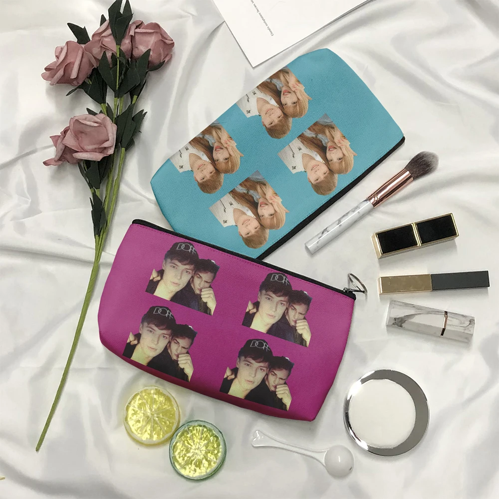 

Funny More Face Makeup Bags Custom DIY Bag 3D Printed Personalized Logo Fashion Men Women Tube Bags Drop Shipping