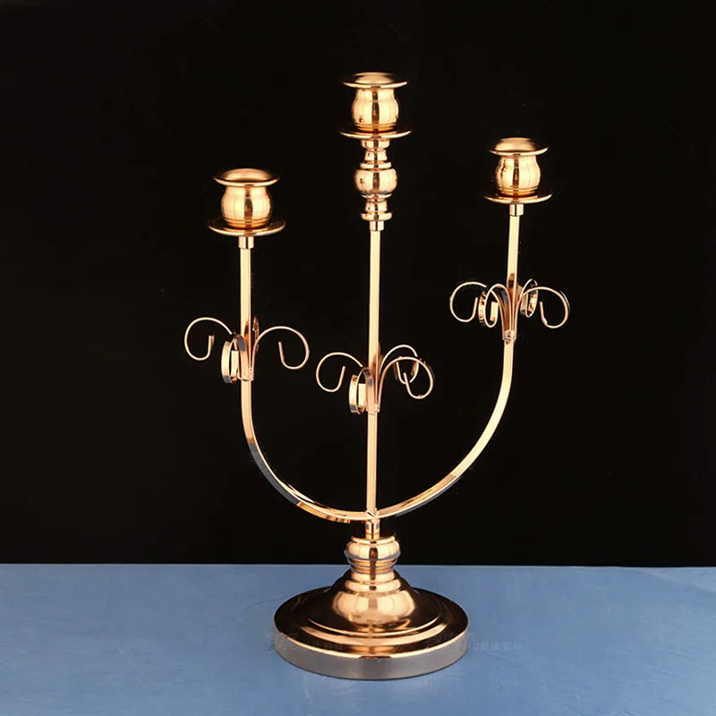 

Металлический подсвечник, золотой свадебный реквизит, подсвечник с тремя головками, настольные украшения ручной работы, Свадебный центральный канделябр