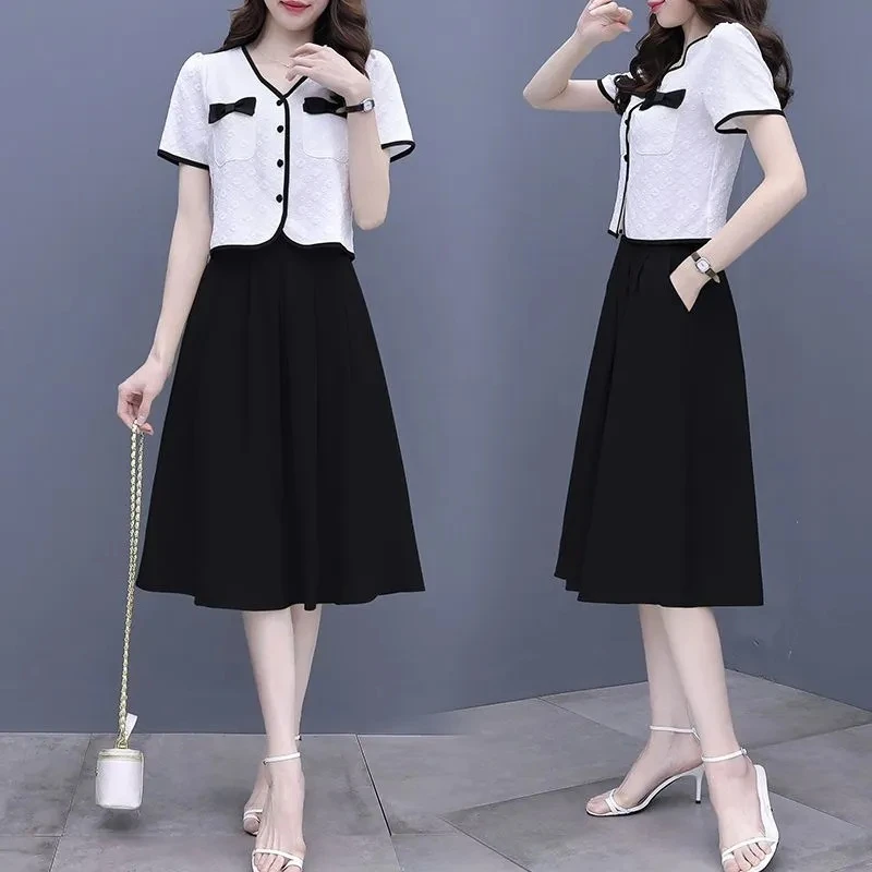 Женский винтажный костюм с юбкой белый топ коротким рукавом и пуговицами юбка