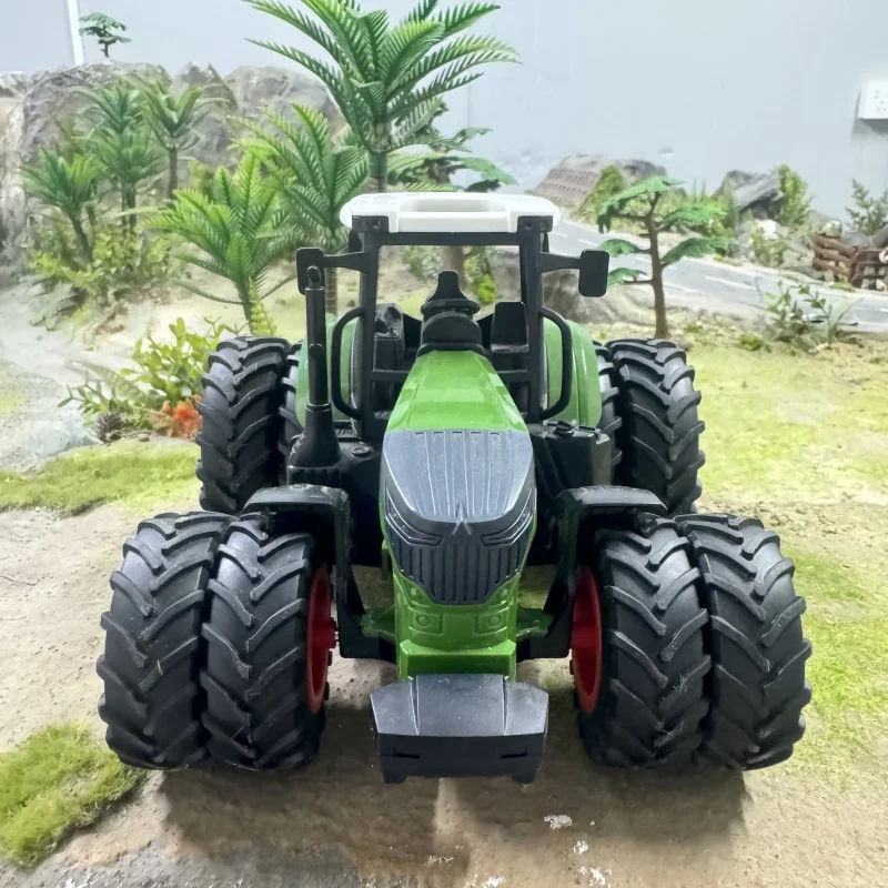 Реалистичная сельскохозяйственная фототехника для рождественского подарка на