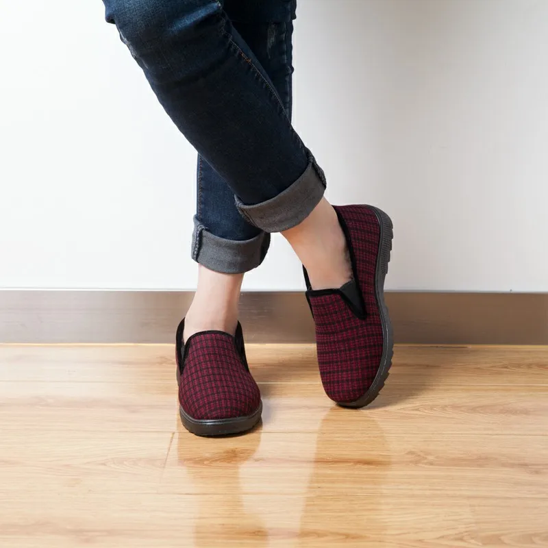 

Удобная теплая обувь из двух хлопков для женщин среднего возраста мягкая хлопковая обувь для пожилых Лоферы зимняя хлопковая обувь для мам