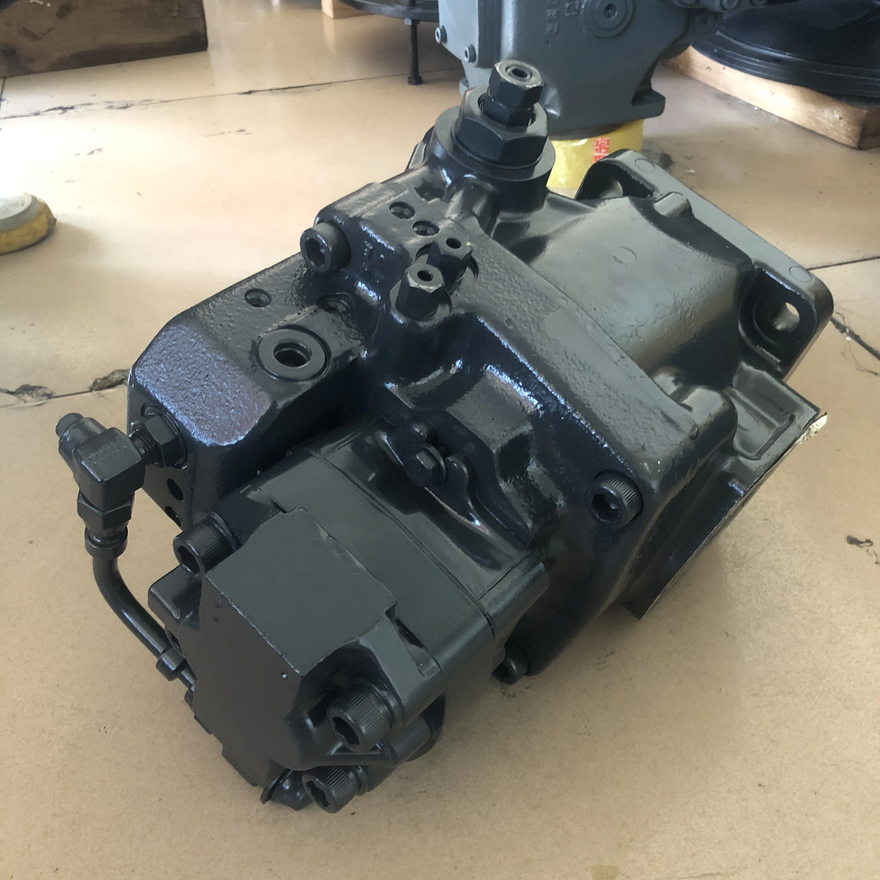 Хорошее качество запасные части для экскаватора основной насос PC40MR 708-3S-00313 PC40MR-1