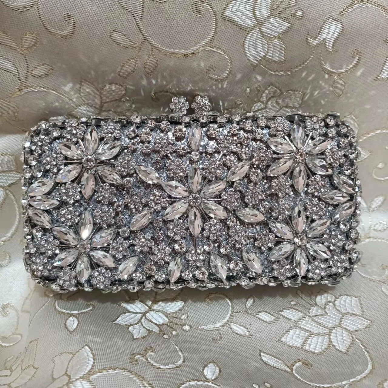

Women Diamond Silver Blue Flowers Clutches Purses Crystal Wedding Dinner Floral Evening Stone Bags Bridal Birthday Gift Handbags