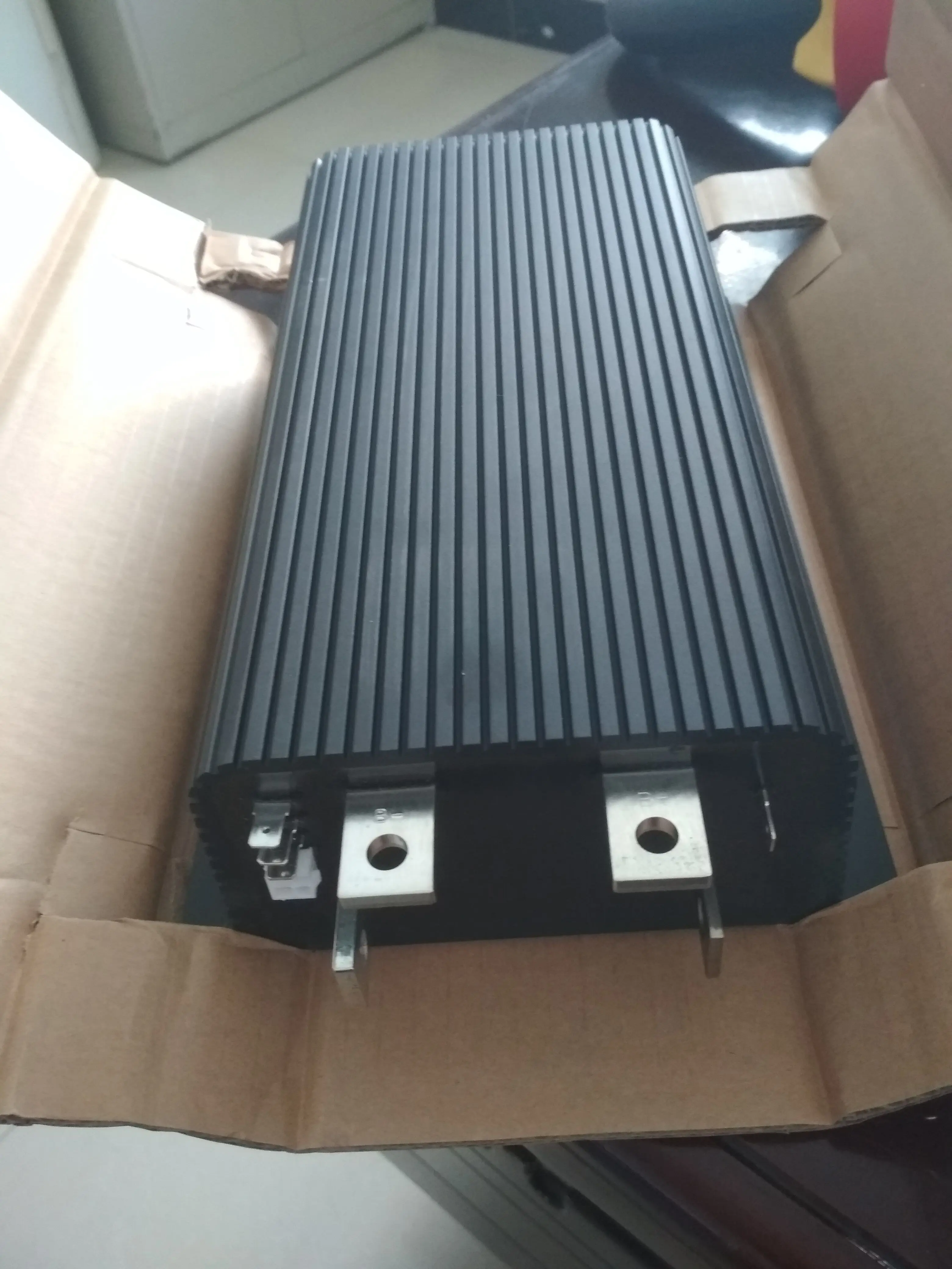 1221M-6701 48-72V 550A 48V 60V 72V 80V