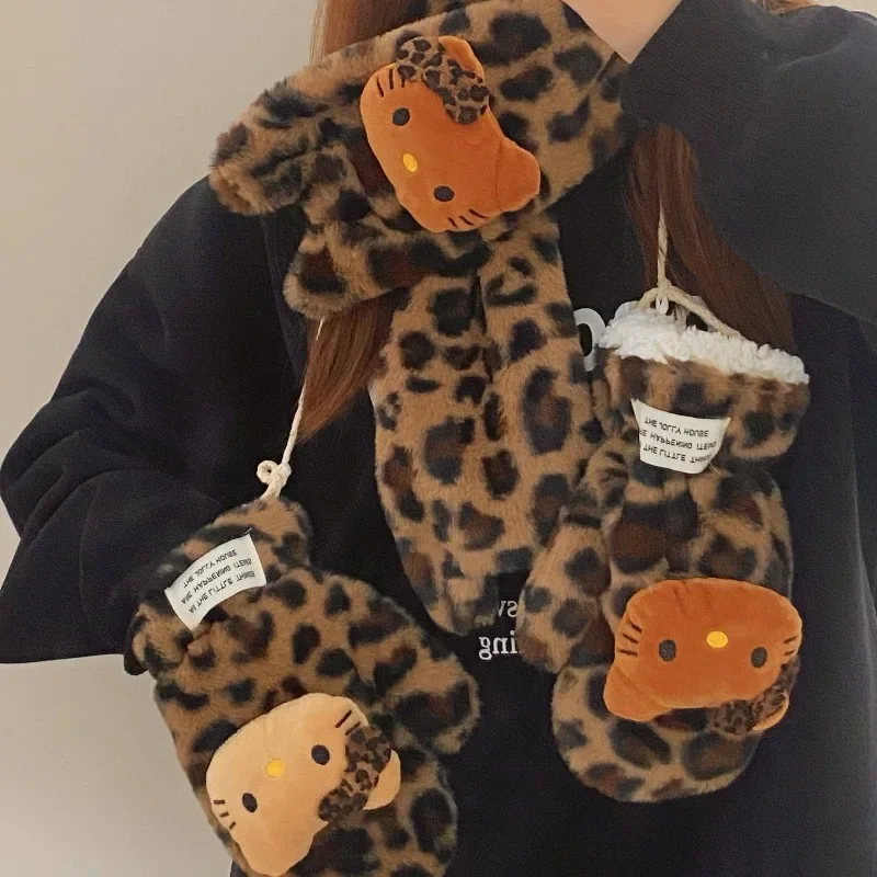 Новинка 2024 года плюшевые перчатки Sanrio с леопардовым узором Hello Kitty шарф рисунком