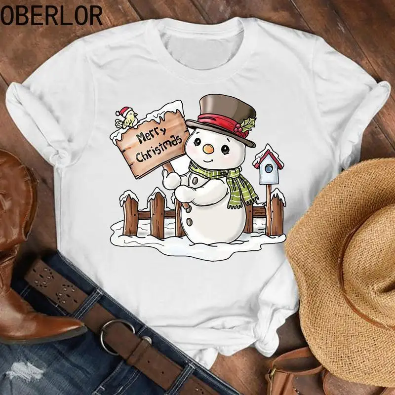 

Футболка женская с коротким рукавом и принтом снеговика