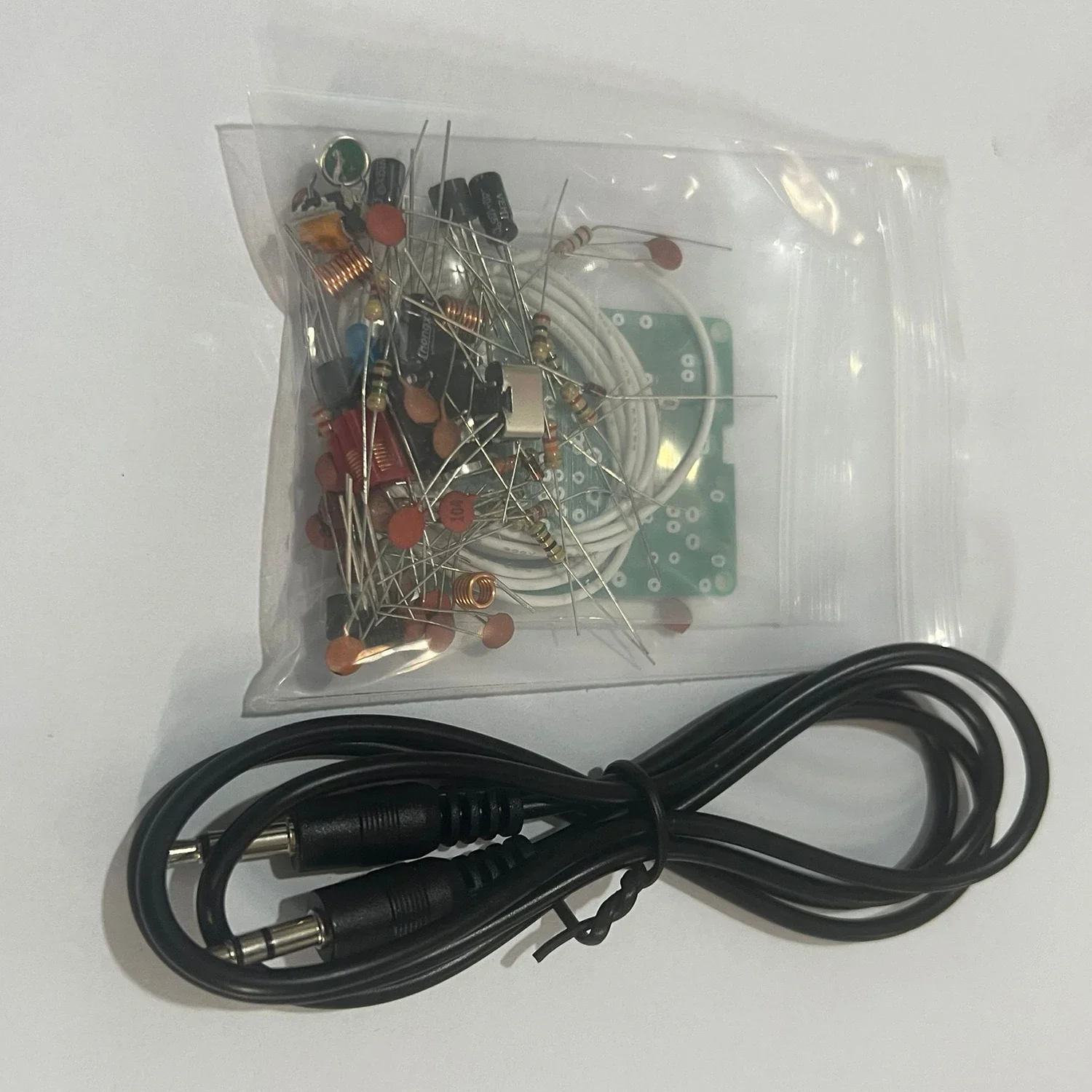 

FM-передатчик TYPE-C USB