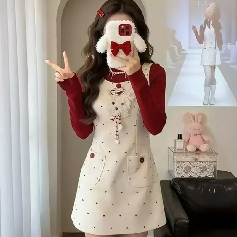 Фото Японские комплекты в стиле Sweet Lolita из 2 предметов: милые красные вязаные топы и платья на бретельках с принтом в горошек и мультяшными собачками, кавайные облегающие наряды в стиле Y2K для женщин №5