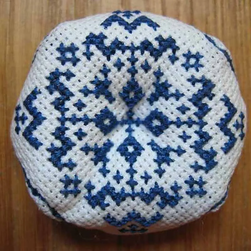 

ZC135 Cross stitch kits Cross-stitch embroidery sets Needlework set threads Pin Needle Cushion Biscornu Counted Cross-Stitching