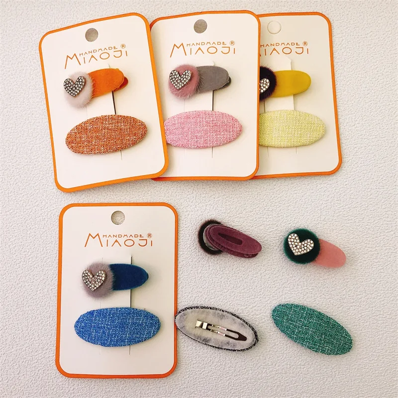 

Осень-зима 2022, новинка, милые вязаные Овальные Заколки BB для девочек, модные детские плюшевые заколки со стразами Love, аксессуары для волос