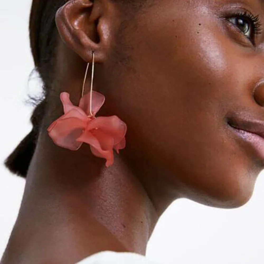 

Multicolored Resin Flower Petal Long Dangle Earrings for Women Bohemian Chic Design Drop Earrings Party Jewelry Accessory Gift