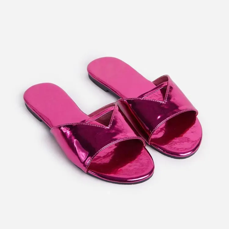 

Women Shinny Leather Large Size Women Shoes 2022 New Clear Triangle Flat-bottomed Slippers European American Open Toe Sandals