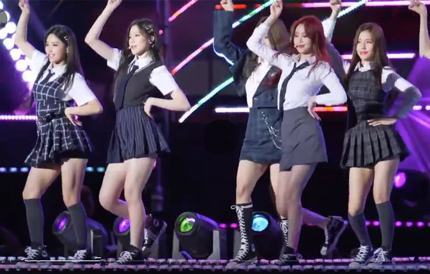 

Kpop Gidle Korea Girl Group Jazz Hip Hop Shirts Tops A-line Skirt Female Singer Stage Performance Sexy Plaid Dress Rave Outfits