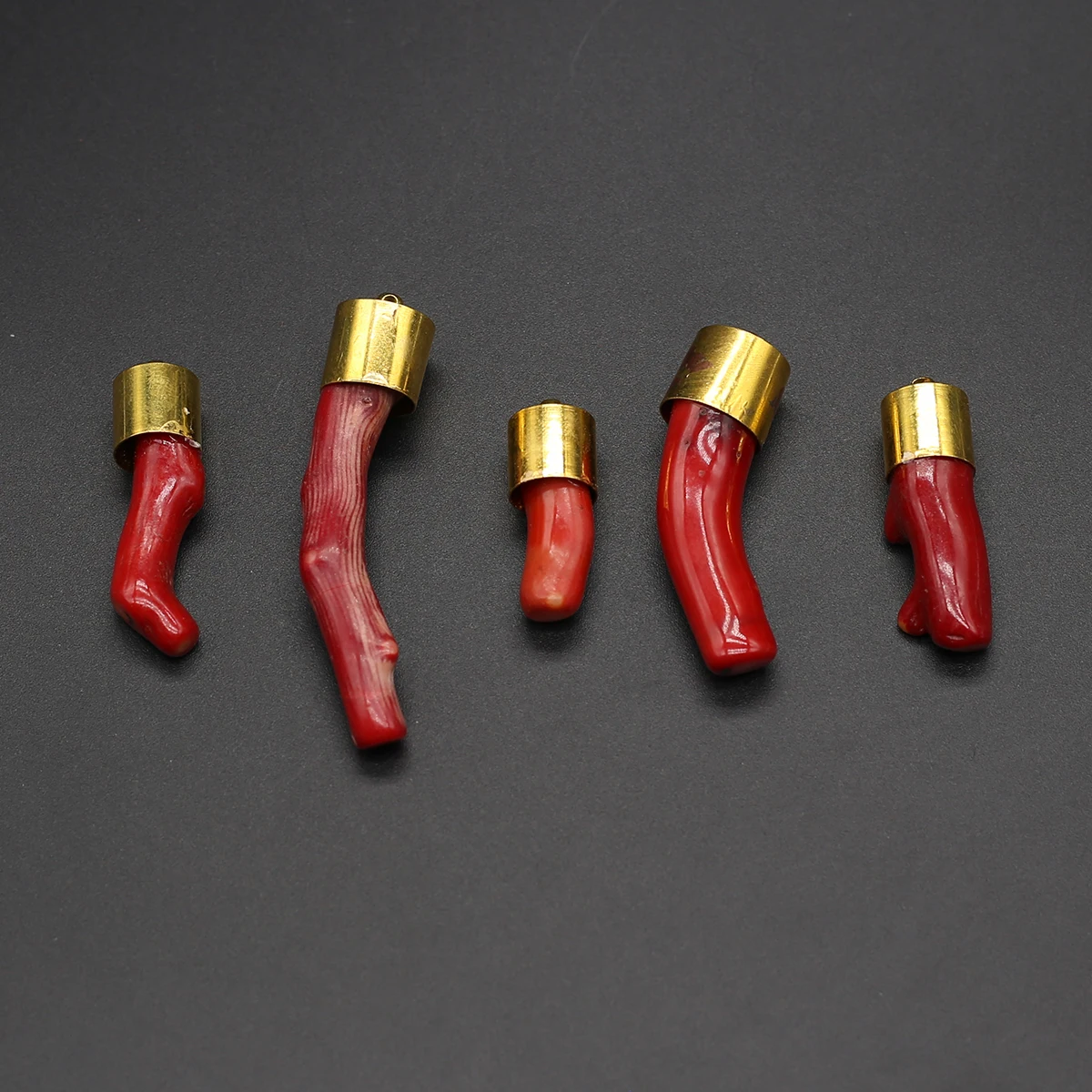 

Natural Sea Bamboo Red Coral Irregular Branch Exquisite Pendant for Women Men DIY Jewelry Making Necklace Accessory Random 1pcs