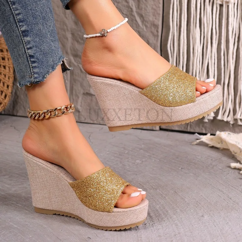 Шлепанцы женские на танкетке повседневные туфли высоком каблуке роскошные