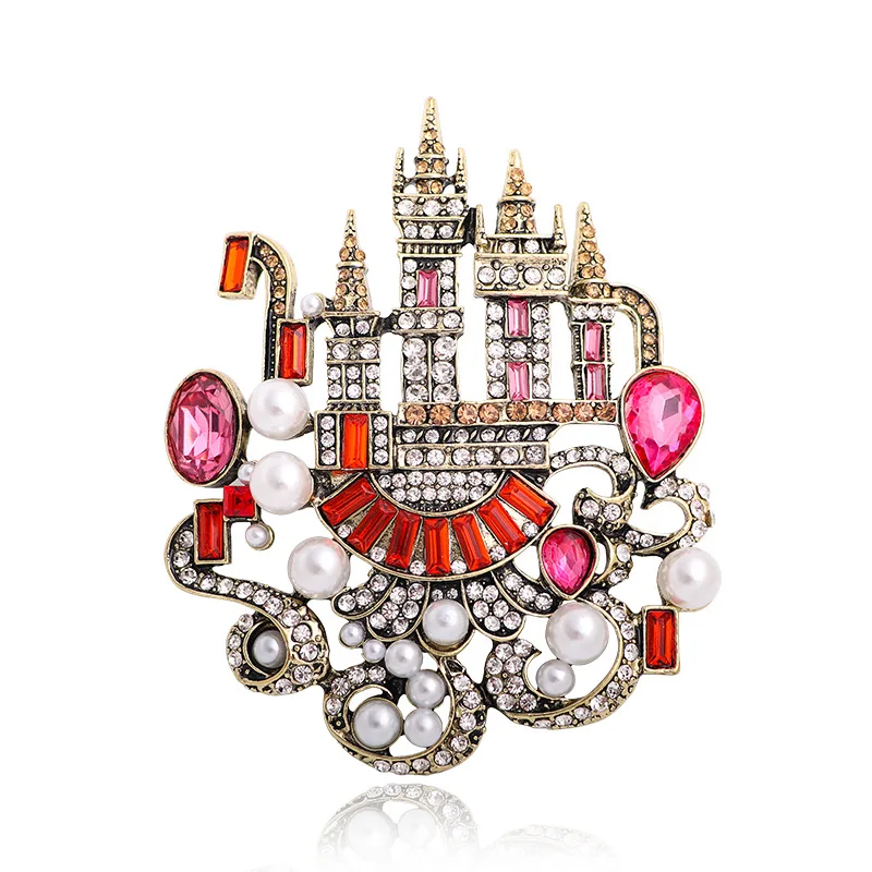 Retro European Castle Pin Brooches for Women Fashion Alloy Rhinestone Pins Temperament Personality Color Crystal Pearl Corsage