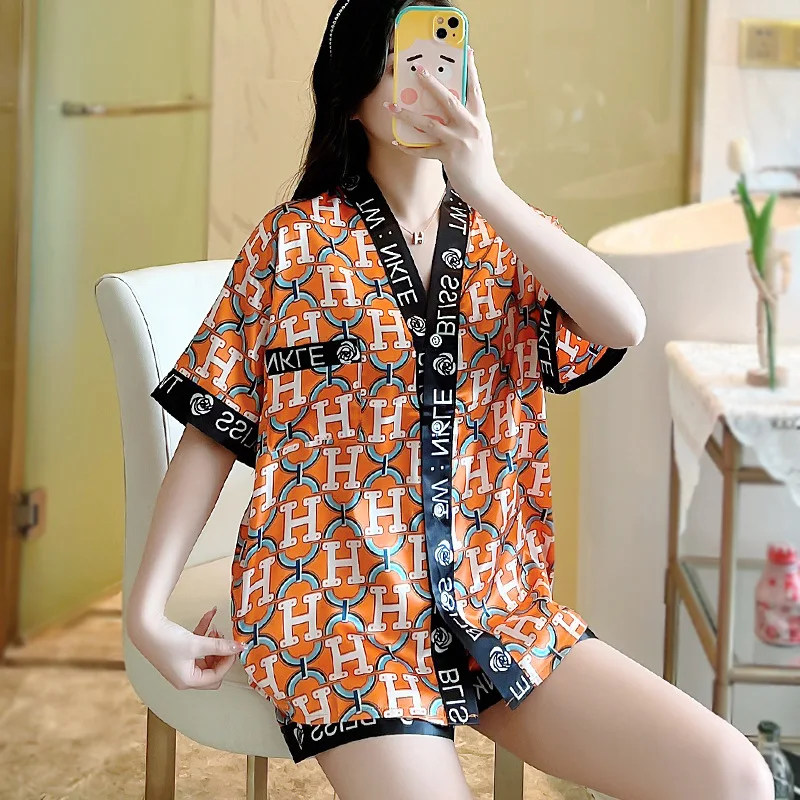 New style pajamas women's ice silk V-neck cardigan, short-sleeved shorts suit, oversized household clothes women
