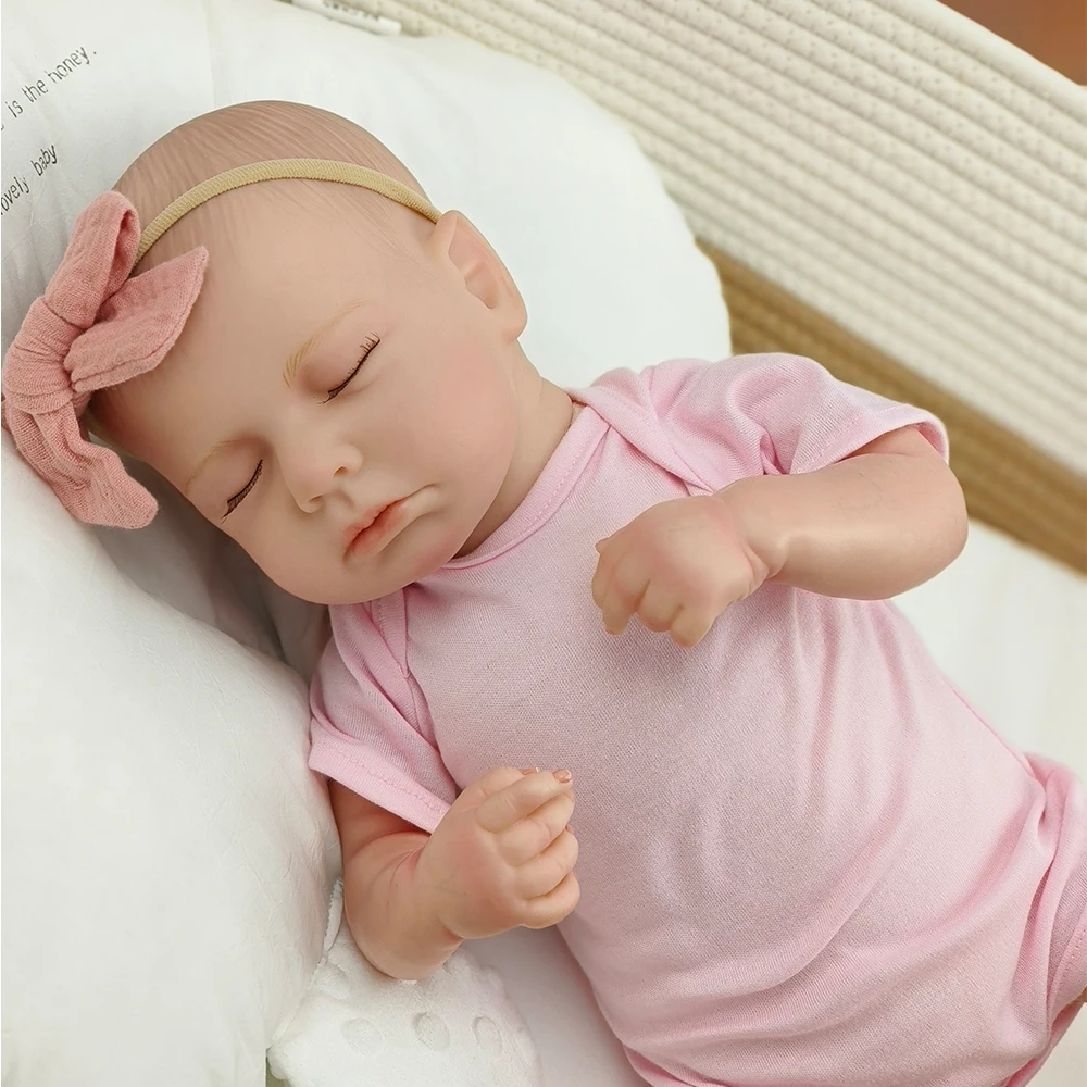 Кукла новорожденная Реалистичная мягкая на ощупь 48 см