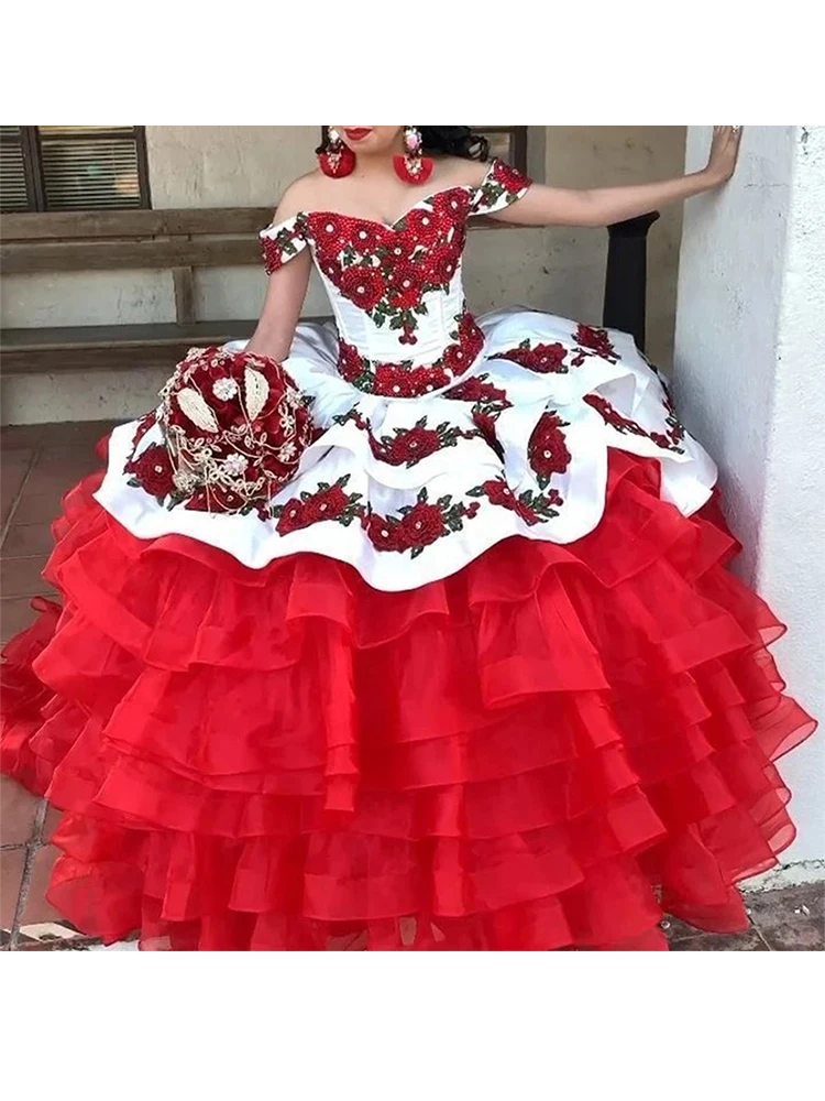 

2023 Princess Quinceanera Dresses Off Shoulder Sweetheart With Appliques Elegant Ruffles Tulle Occasion Ball Gown Robe De Soirée
