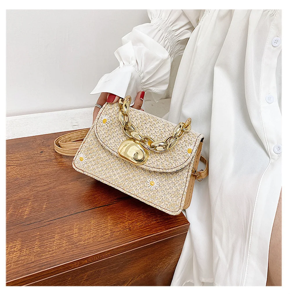 

Autumn and winter small bag new trendy fashion small square bag woven shoulder messenger chain embroidery flower girl bag