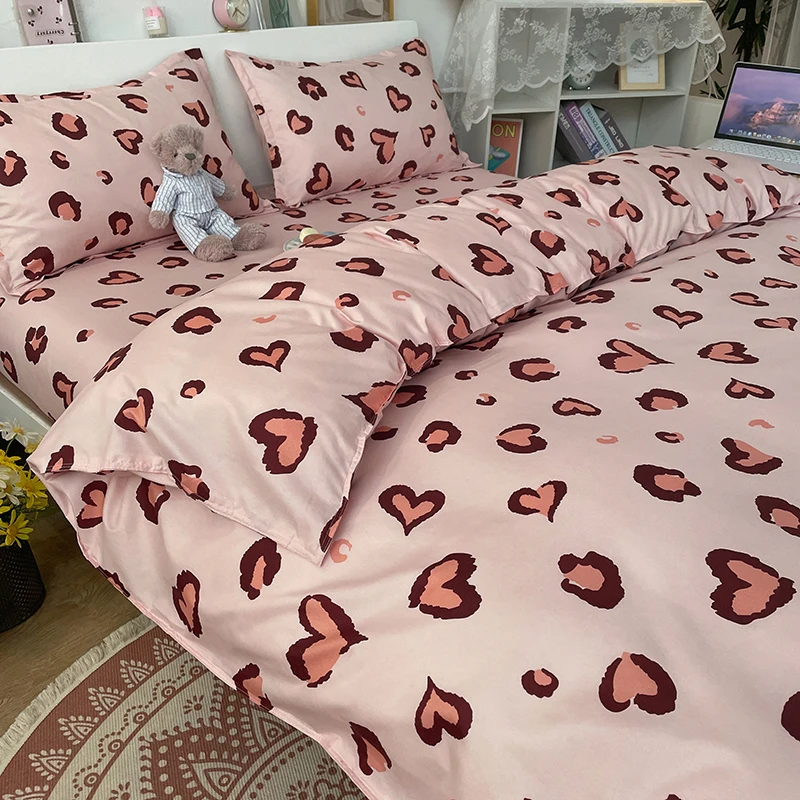 

Pink Leopard Print Printing Polyester Bedlinens Queen King Size Fitted Sheet Bedding Set Duvet Girl Boy Kid Bed Cover Set