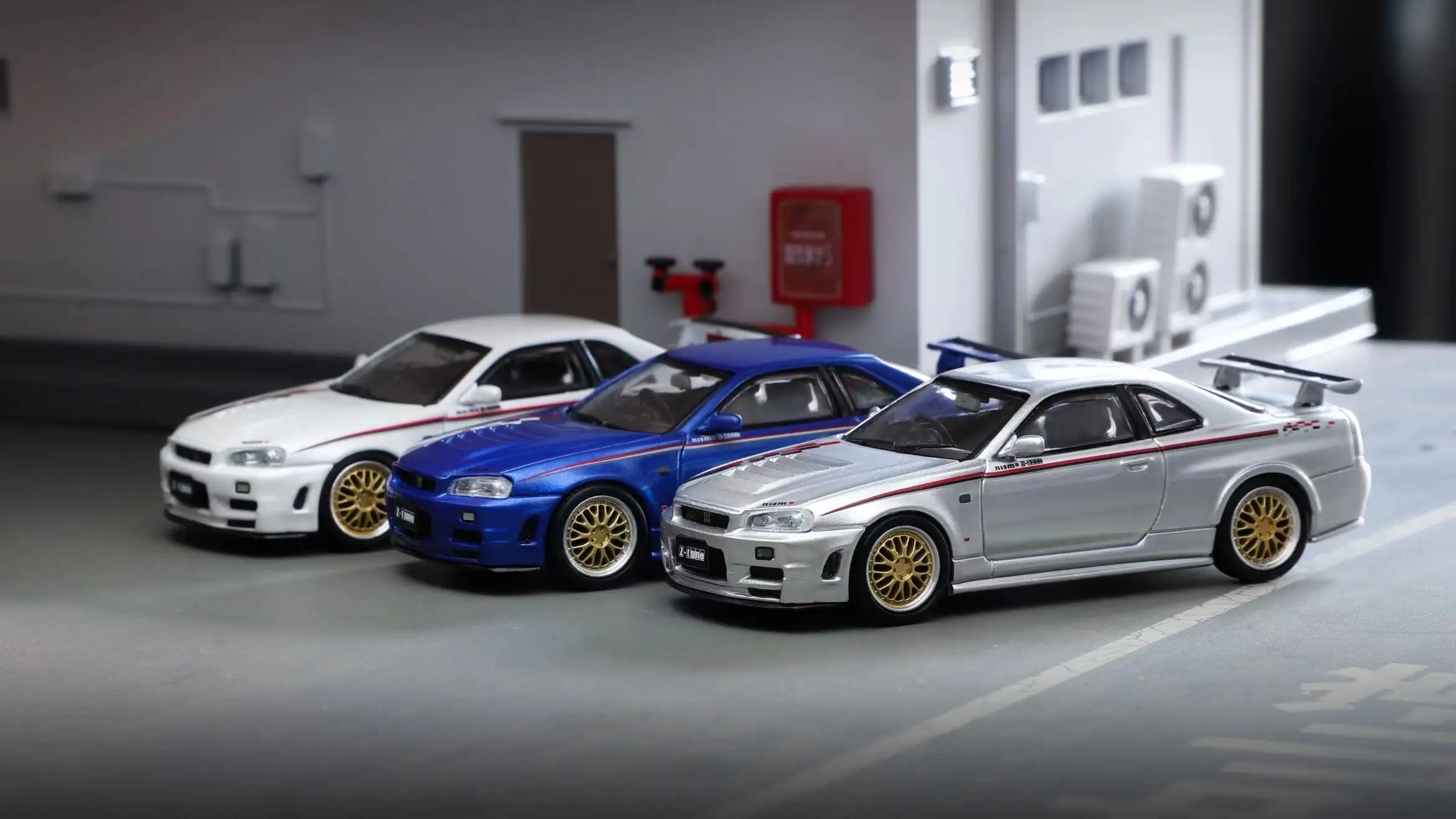 

Stance Hunters 1/64 Nissan Skyline R34 GTR Z Tune Diecast Car Model