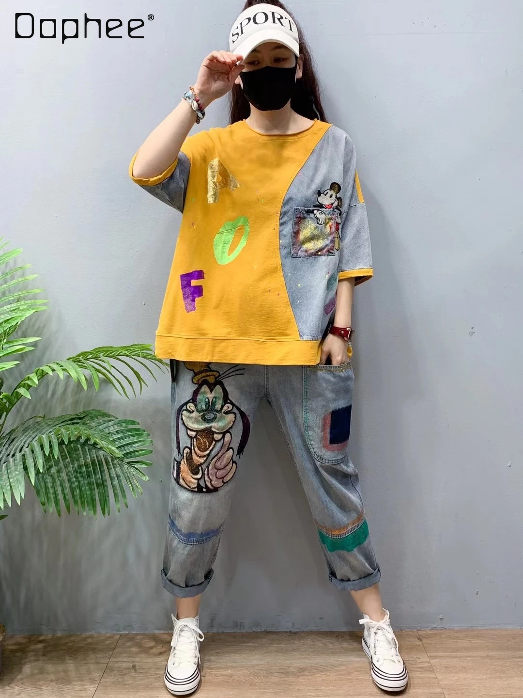 

Artistic Retro Cartoon Embroidered Denim Patchwork Short-Sleeved T-shirt Women Summer round Neck Trend Loose Painted Casual Top